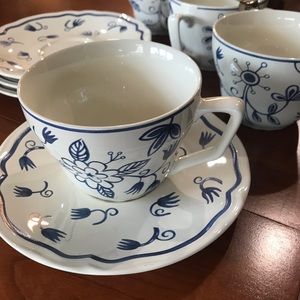 NWT Mint condition over size soup cups/saucers